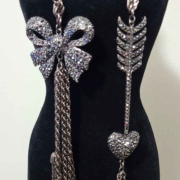 BJ Long Bow & Heart Arrow Hematite Necklace - Picture 2 of 6